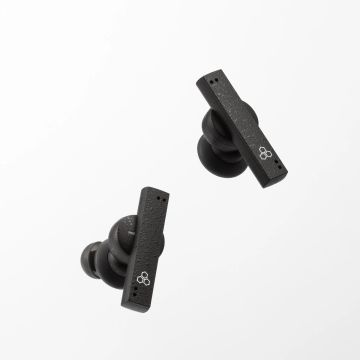 Final ZE8000 Noise-Cancelling True Wireless Earphones