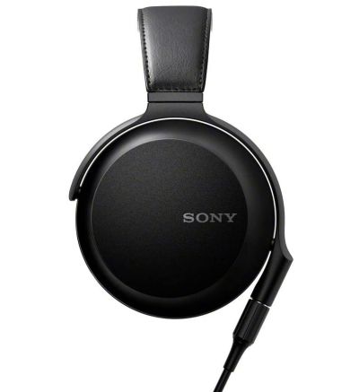 Sony MDR-Z7M2 Closed Headphones