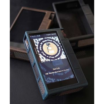 Dignis Tiger Astell & Kern Kann Cube Black