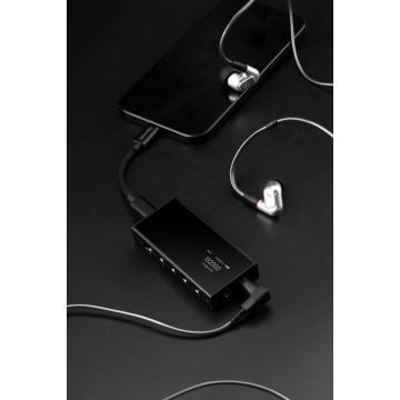 Questyle M18i Mobile Headphone DAC/Amp